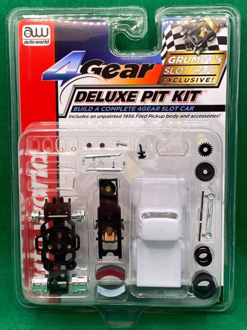Auto World Exclusive '56 Ford Pickup White Deluxe Pit Kit
