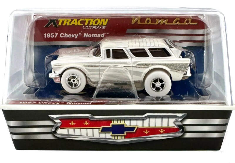 ミー Auto World iWheels 1957 Chevy Nomad Starburst Exclusive HO