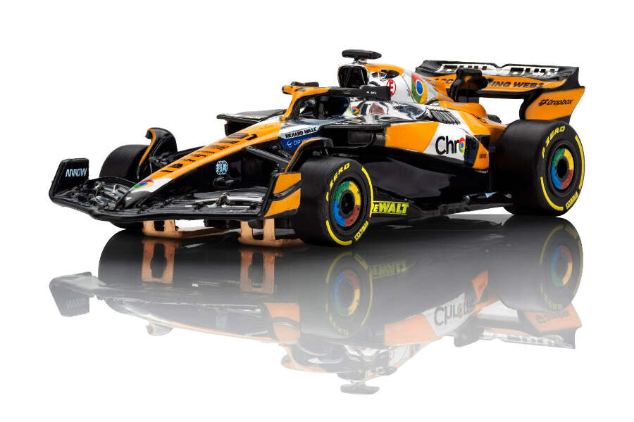 AFX 22158 MCLAREN F1 MCL38 OSCAR PIASTRI 2024 Austin HO Slot Car