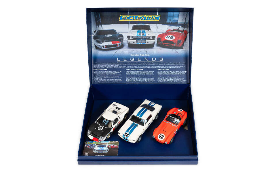 【ケンケン】SCALEXTRIC スロットカー 4台セット Scalextric C4619A Ken Miles Triple Pack 1/32 Slot Car Ford GT40