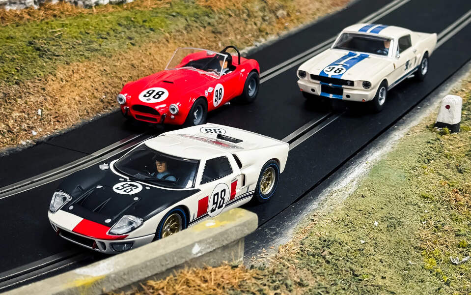 Scalextric C4619A Ken Miles Triple Pack 1/32 Slot Car Ford GT40