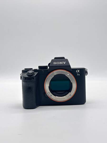 Sony Alpha a7 II ILCE-7M2 24MP Mirrorless w/ 28-70mm Lens Black