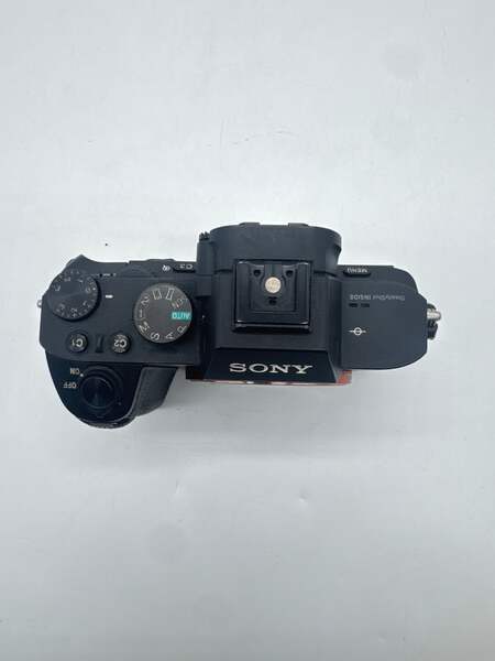 Sony Alpha a7 II ILCE-7M2 24MP Mirrorless w/ 28-70mm Lens Black