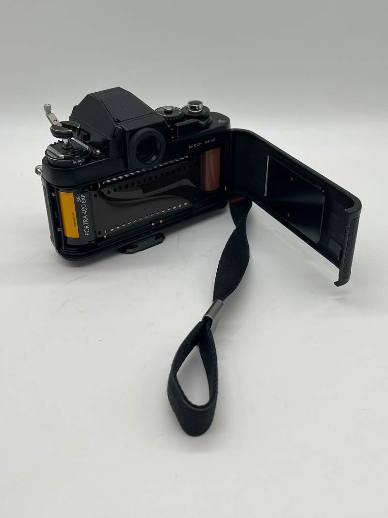 Nikon F3 Body Fotocamera SLR Film 35mm, Giappone, Condizioni Ottime, Testata - Foto 2
