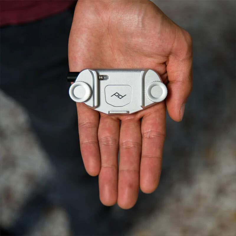 Peak Design Capture Clip V3 with Standard Plate Silver for Mirrorless Cameras