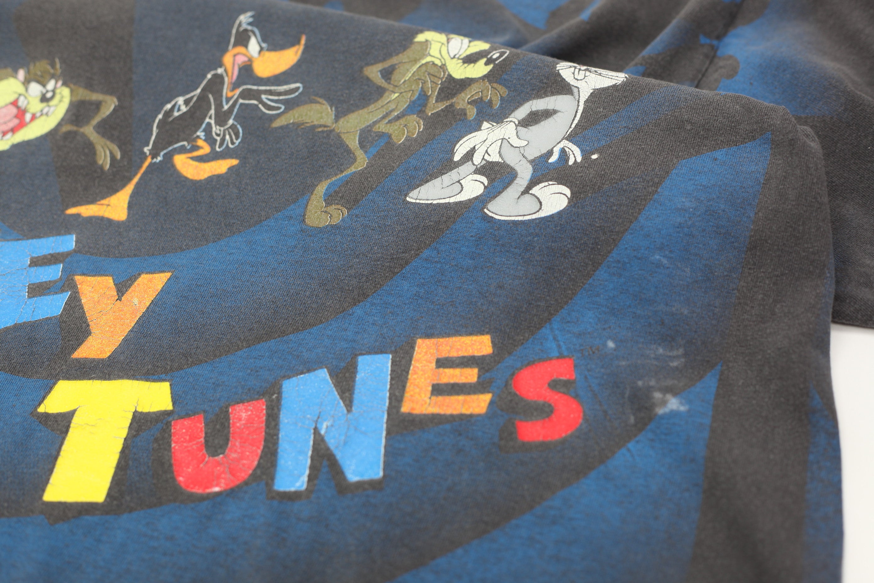 Vintage Looney Tunes AOP T-Shirt Single Stitch Made In USA