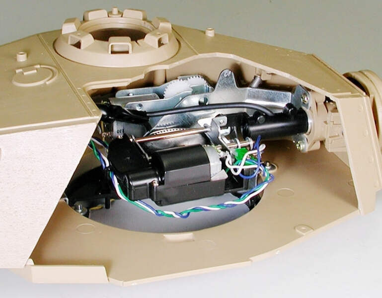 Tamiya RC 1:16 King Tiger Production Turret Full Option Tank Kit