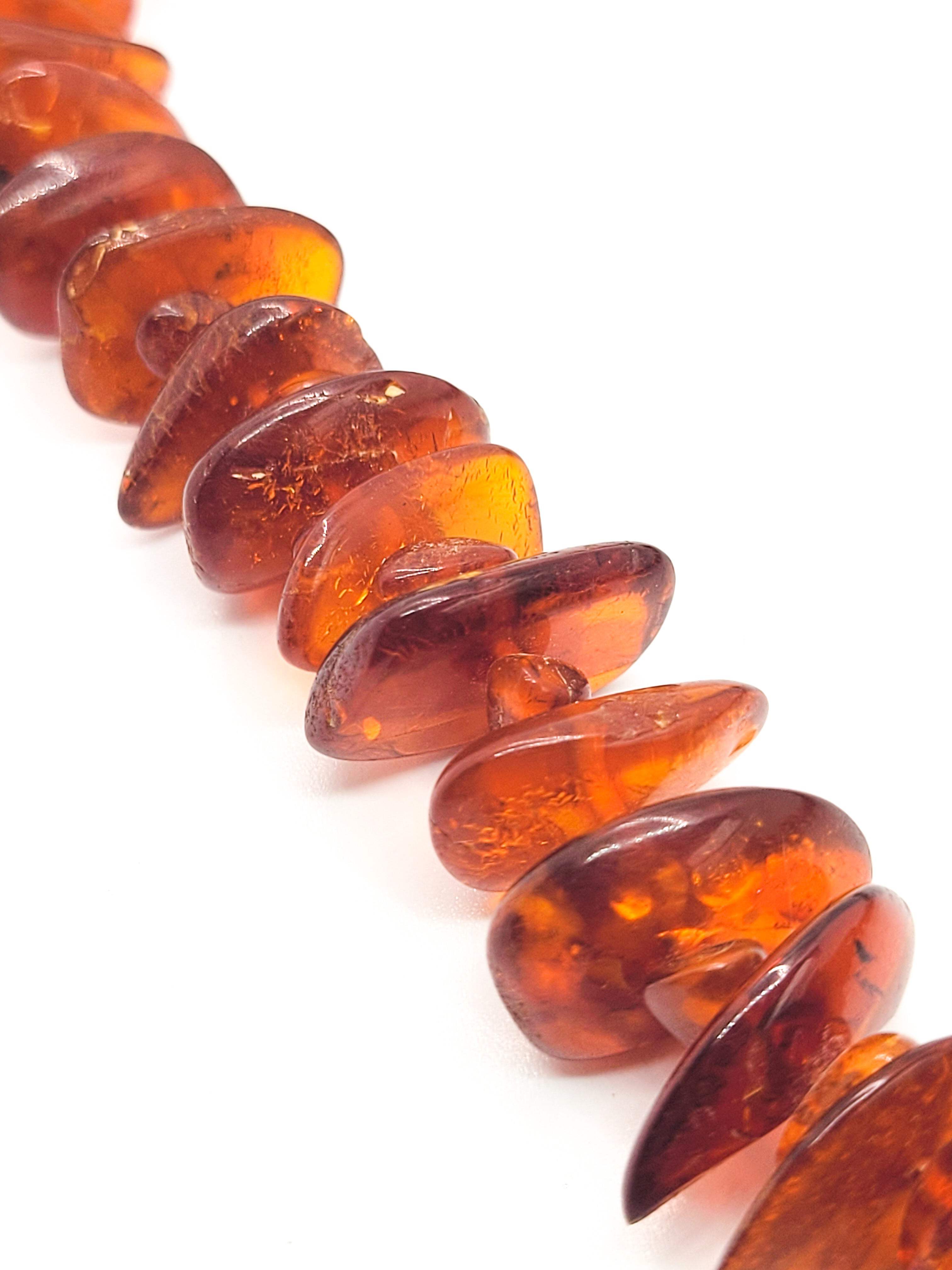 Cognac amber natural graduated nugget vintage necklace 16.5 inches 34.2 grams detailed image 4