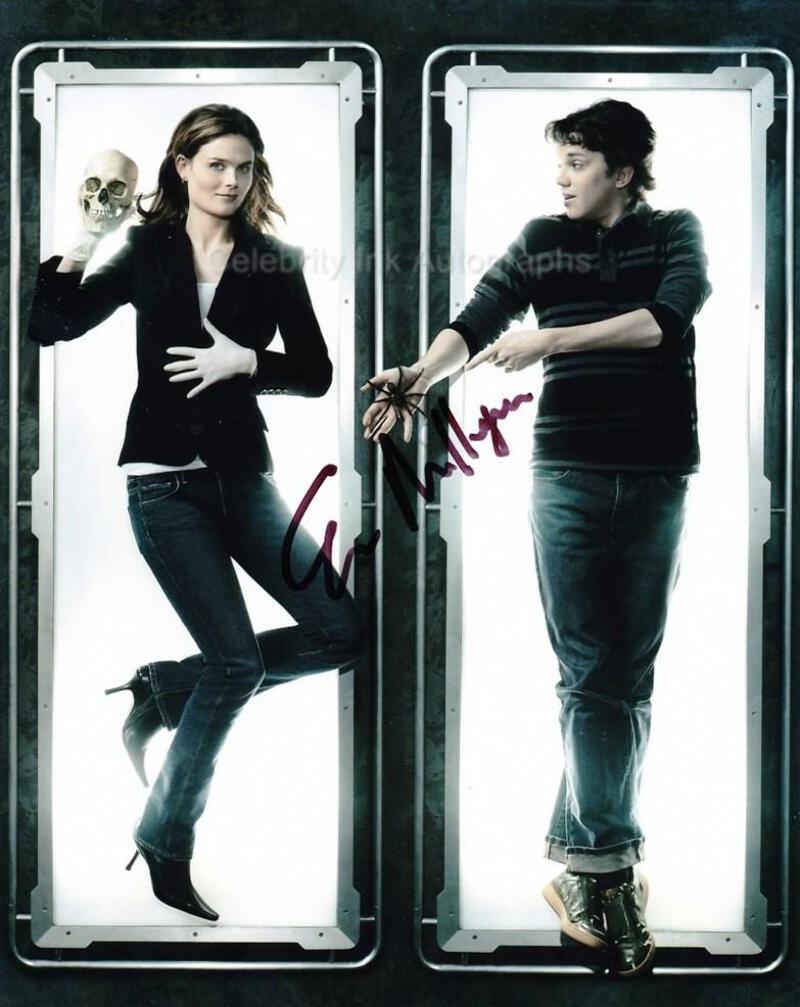 ERIC MILLEGAN as Zack Addy Bones GENUINE SIGNED AUTOGRAPH UK