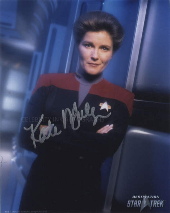 KATE MULGREW as Janeway Star Trek: Voyager GENUINE SIGNED PHOTO