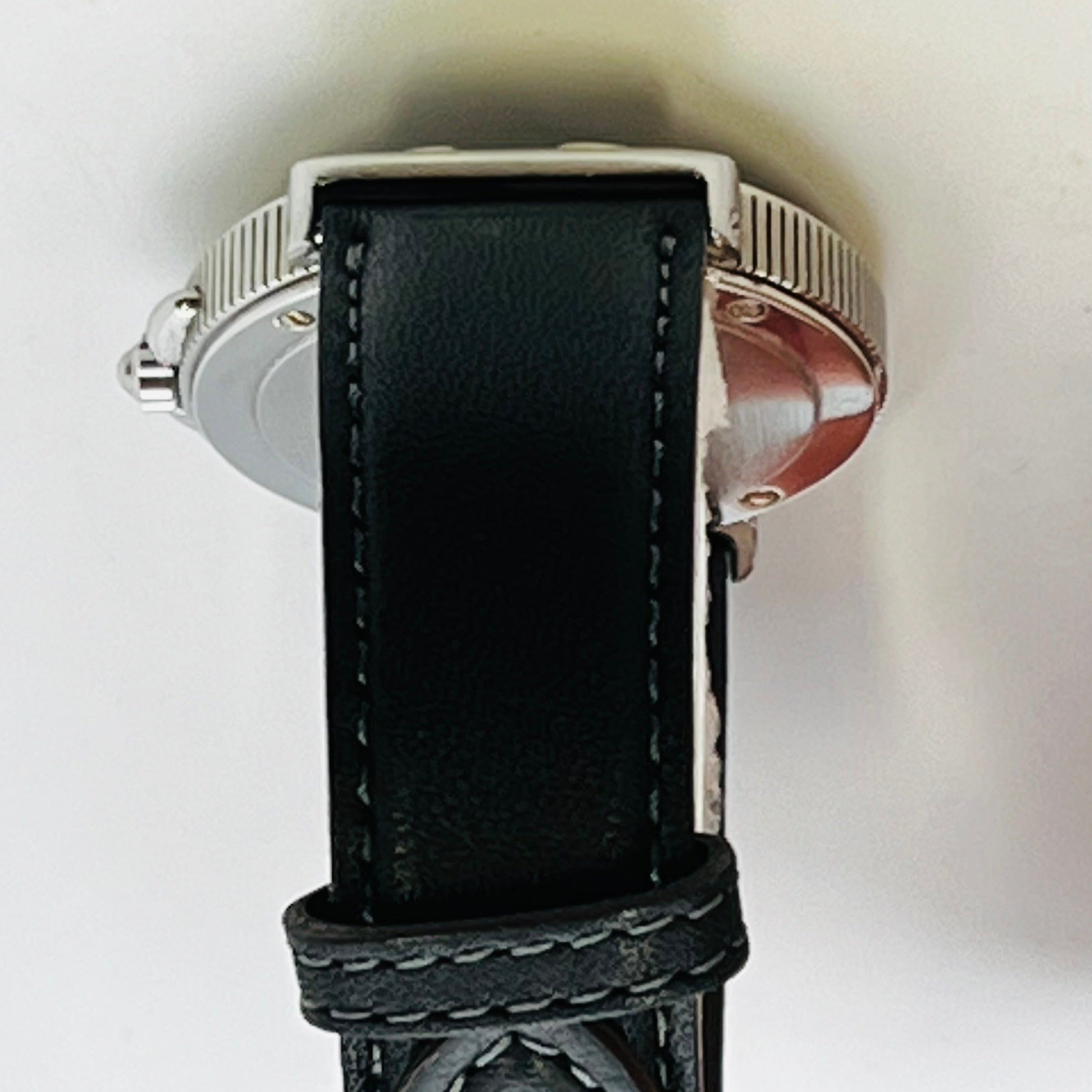 Tiffany Intaglio M0810 25-246 quartz leather belt men's