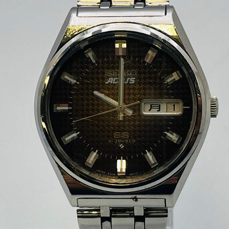 239.png?width=800&etag=