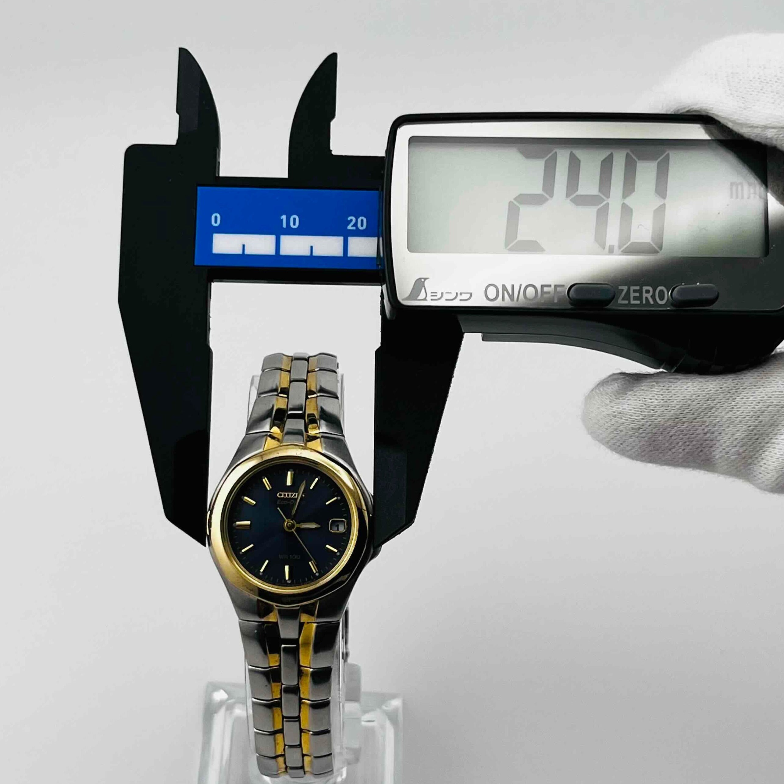 Citizen Eco-Drive E011-K15711 Date Navy Dial 2 Tone Analog Women's