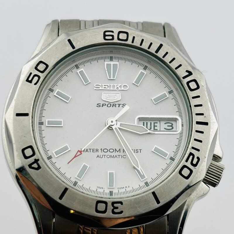 美品 SEIKO5 SPORTS 裏スケルトン 7S26-01G0 稼動中 486.png?width=800&etag=