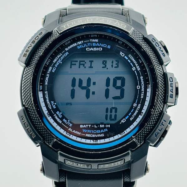 CASIO PRO TREK PRW-2000Y Tough Solar Case has scratches