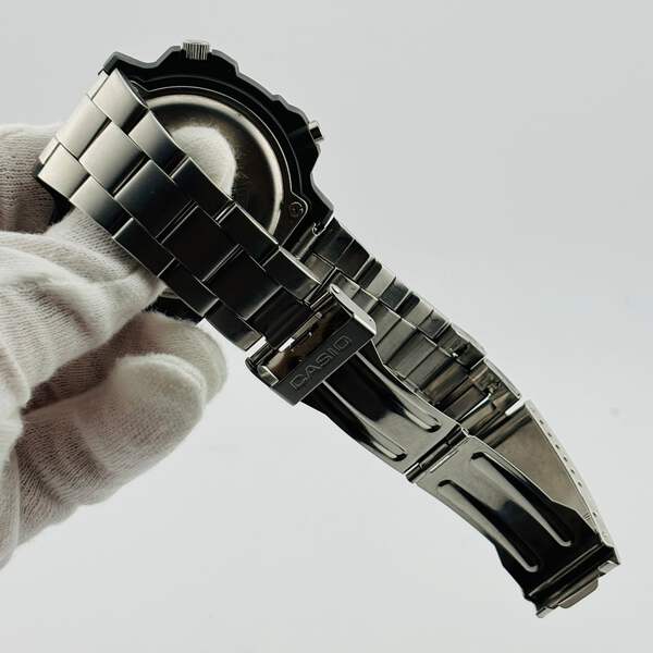 CASIO DURO DRO-212 Quartz Chronograph Black Dial Illuminator
