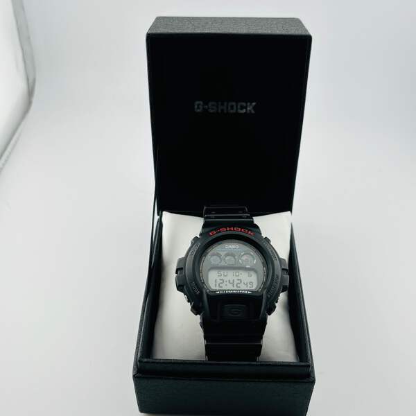 Casio G-SHOCK DW-6900 Quartz Water resistant to 20 ATM Fully