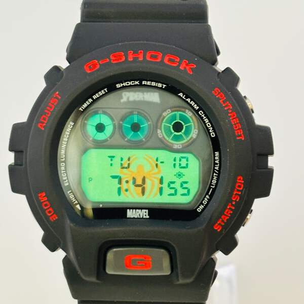 新品未使用！廃盤CASIO G-SHOCK DW6900 スパイダーマンコラボ 新品未使用！廃盤CASIO G-SHOCK DW6900 スパイダーマンコラボ