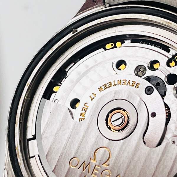 OMEGA Seamaster Quartz 200M 666ft Belt dirty Black Dial 36.1