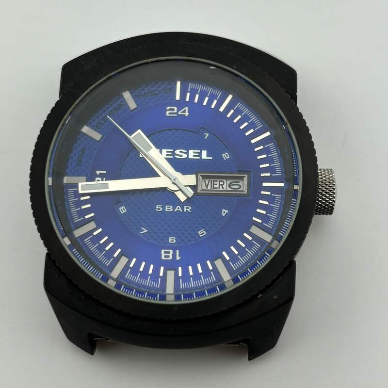 素敵でユニークな No Quartz DZ-1407 DIESEL belt, Resistant Water only dial 時計