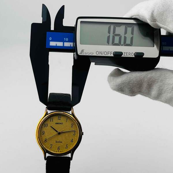 SEIKO Dolce 8N41-6010 Quartz Analog Dark Brown Belt Damaged