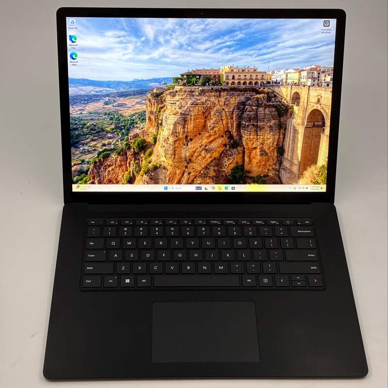Microsoft Surface Laptop 5 13.5