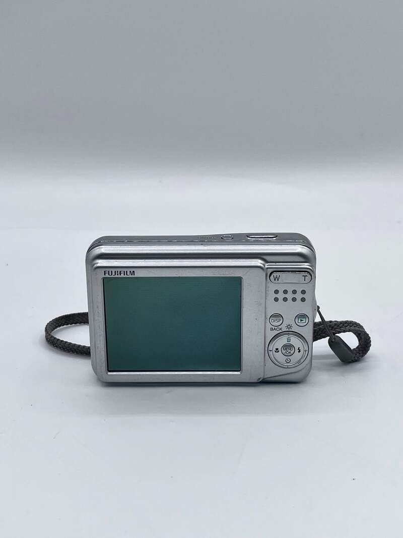 【ジャンク品】 FUJIFILM A170 デジタルカメラ Fujifilm A170 10.2MP Digital Camera Silver READ | eBay