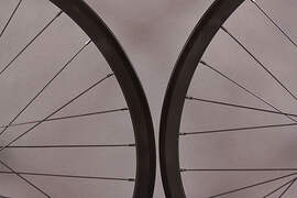 Velocity Deep-v Alloy Fixed Gear 700C Wheelset 10mm Bolt-On 100mm Rim Brake 32H