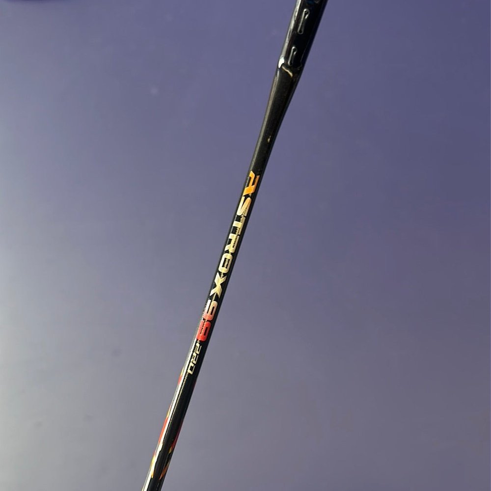 Yonex Astrox 99 PRO Cherry Sunburst Badminton Racket 4U G5 Weight