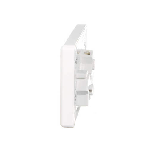 Clipsal Classic C2000 Series Socket Outlet Twin | White Electric | C2025XUA-WE