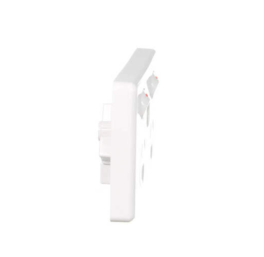 Clipsal Classic C2000 Series Socket Outlet Twin | White Electric | C2025XUA-WE