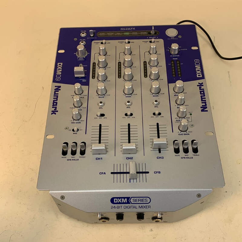 Numark DXM09 DJミキサー 24ビットデジタル 3チャンネル Numark DXM09 3-Channel DJ Mixer | eBay