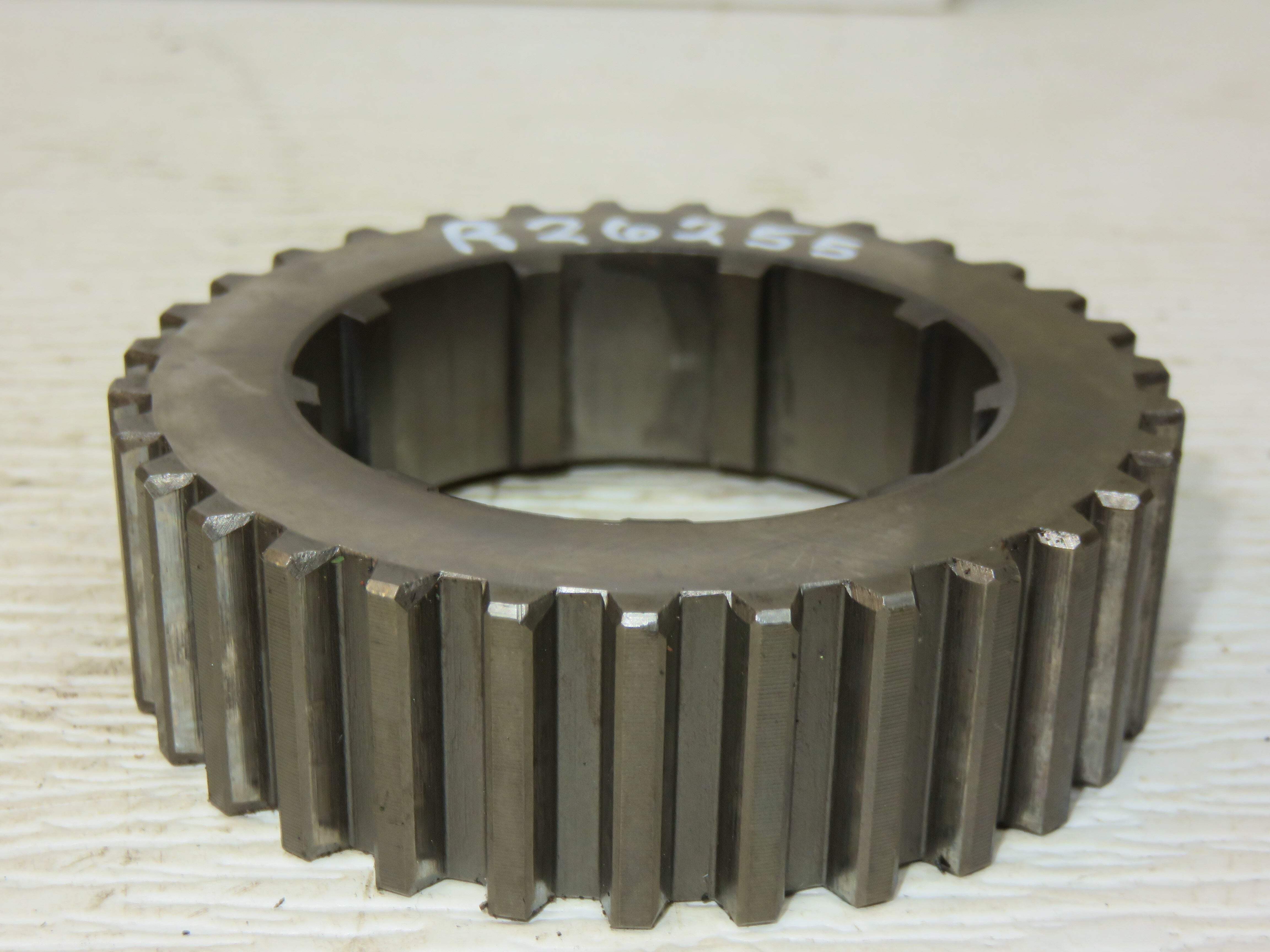 R26255 John Deere Front Shifter Gear For 2510, 2520, 3010, 3020, 4030 - Picture 1 of 6