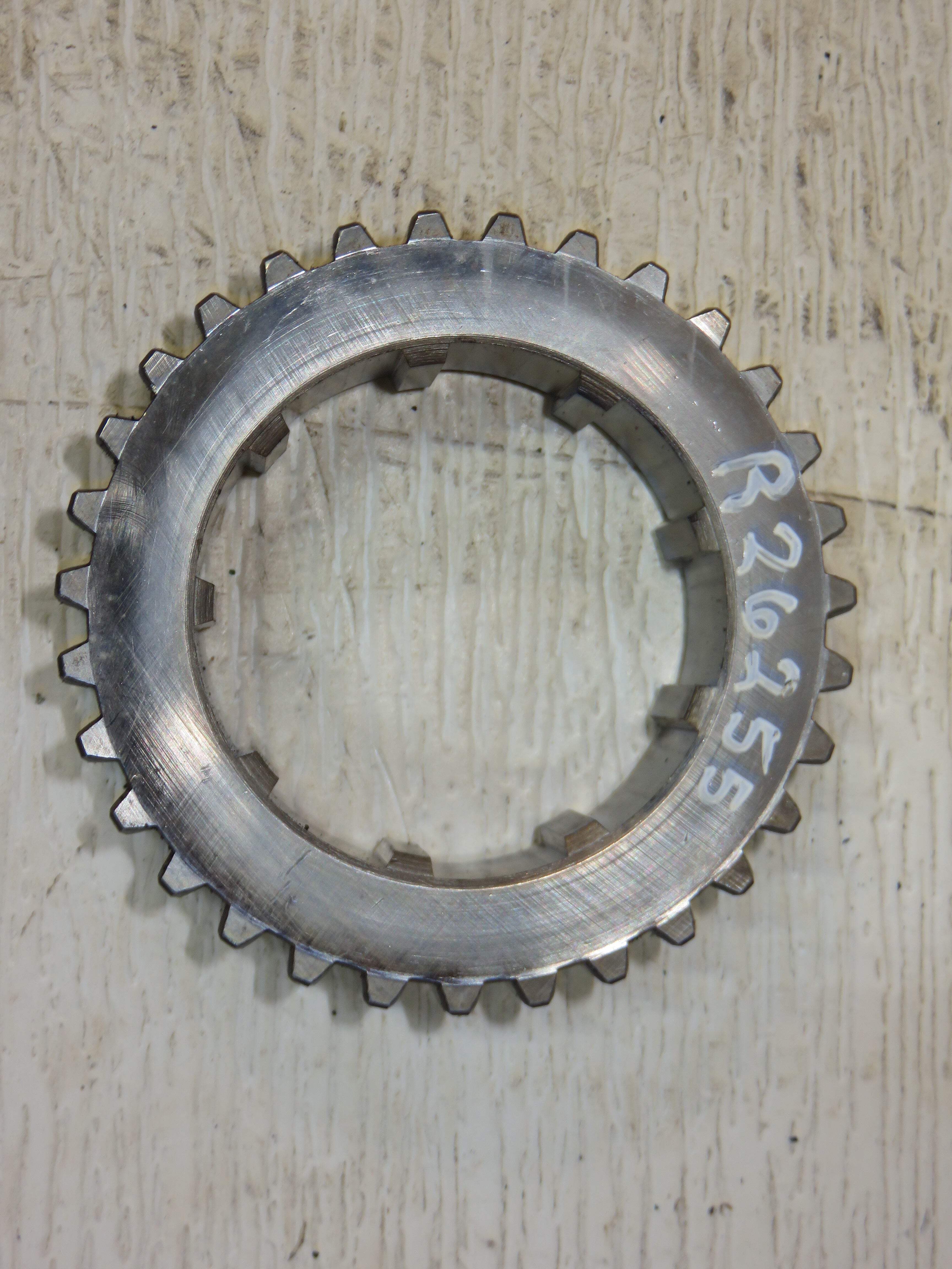 R26255 John Deere Front Shifter Gear For 2510, 2520, 3010, 3020, 4030 - Picture 6 of 6
