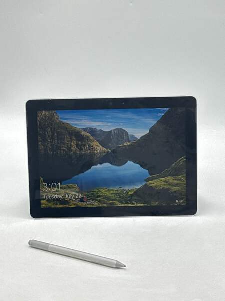 Surface Go（CPU 4415Y@1.60GHz） Microsoft Surface Go (Intel Pentium Gold 4415Y) 4GB RAM 64GB