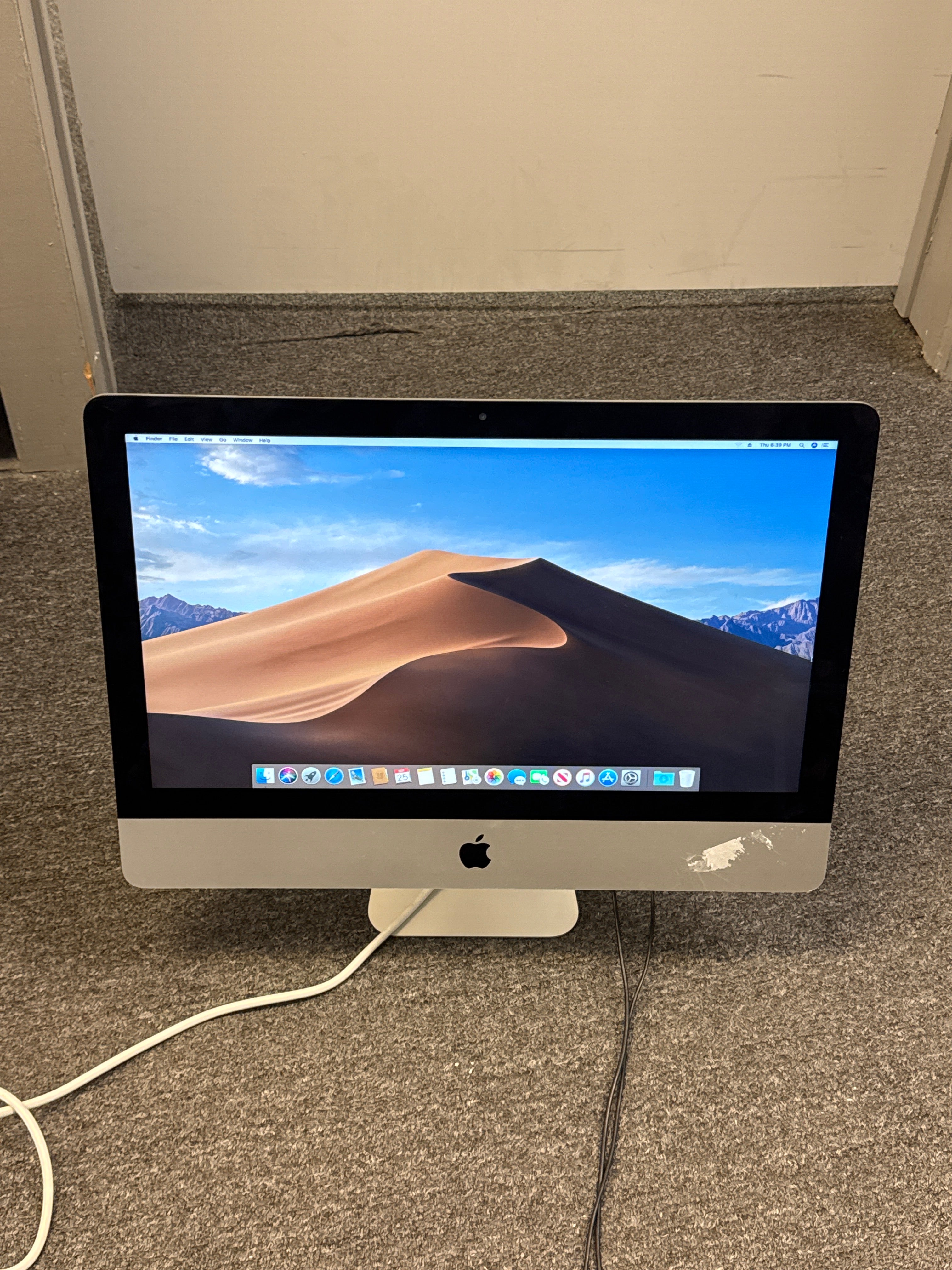 Apple iMac2017 21.5inch 16GB 256GBSSD Core i5 【公式通販】
