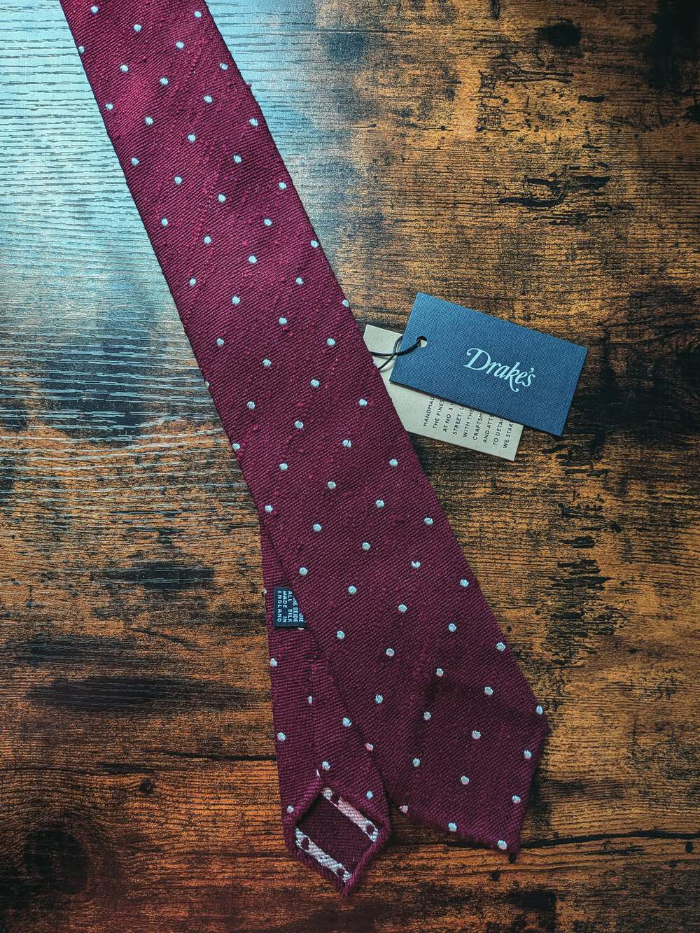 BNWT Drake's Burgundy Handmade Polka Dot Hand-rolled Silk Tie