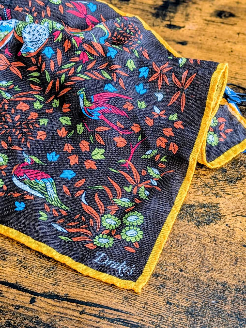 BNWT Drake's Brown Birds of Paradise Print Wool-Silk Pocket Square