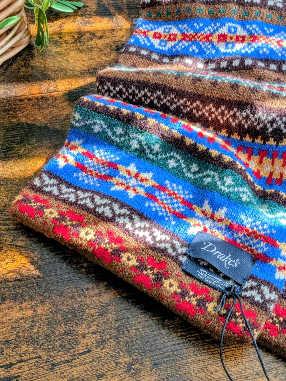 BNWT Drake's Blue Multicoloured Fair Isle Lambswool Scarf
