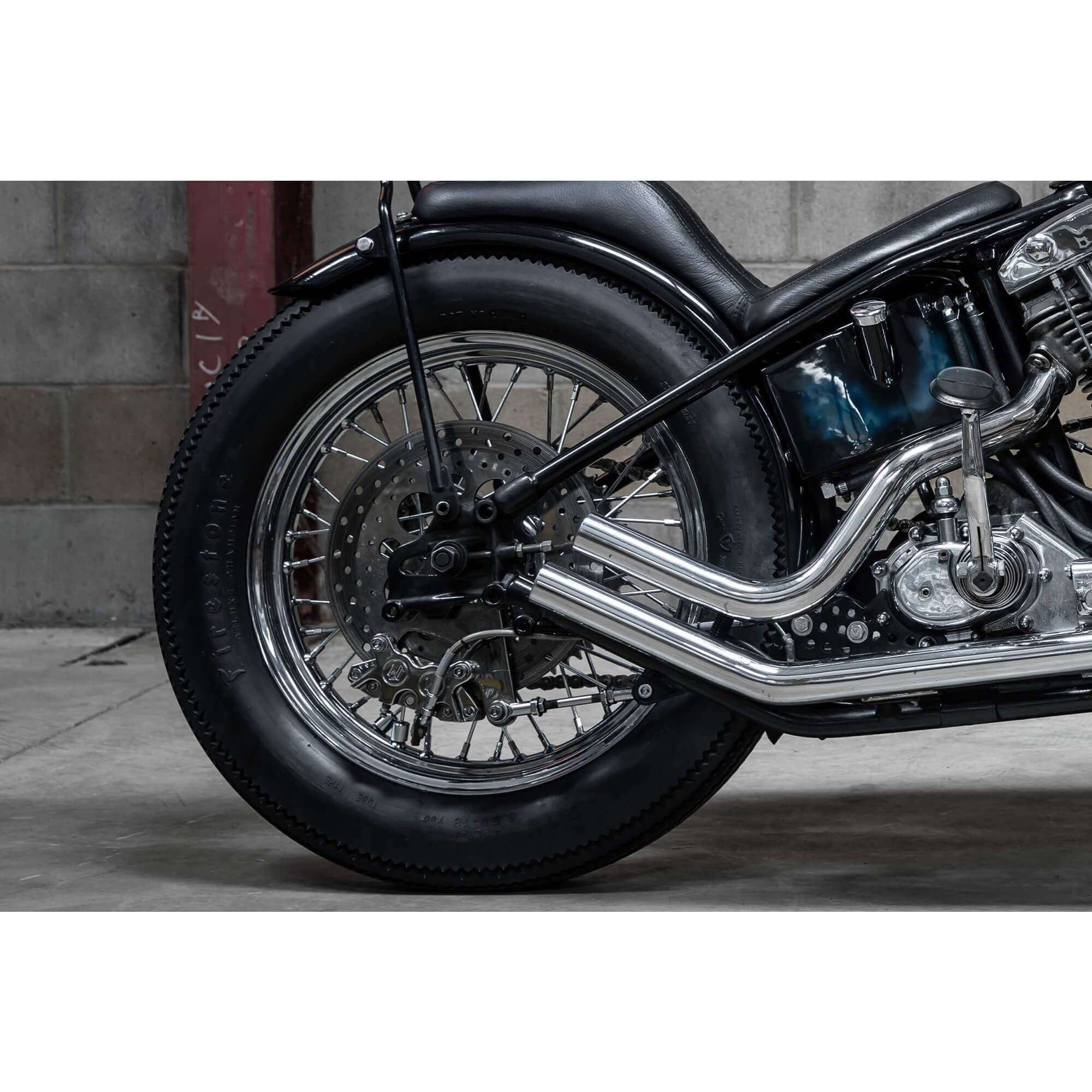 あなたFirestone CHANPION DELUXE 4.50 18 4.50-18 Firestone Deluxe Champion Classic Motorycle Tire