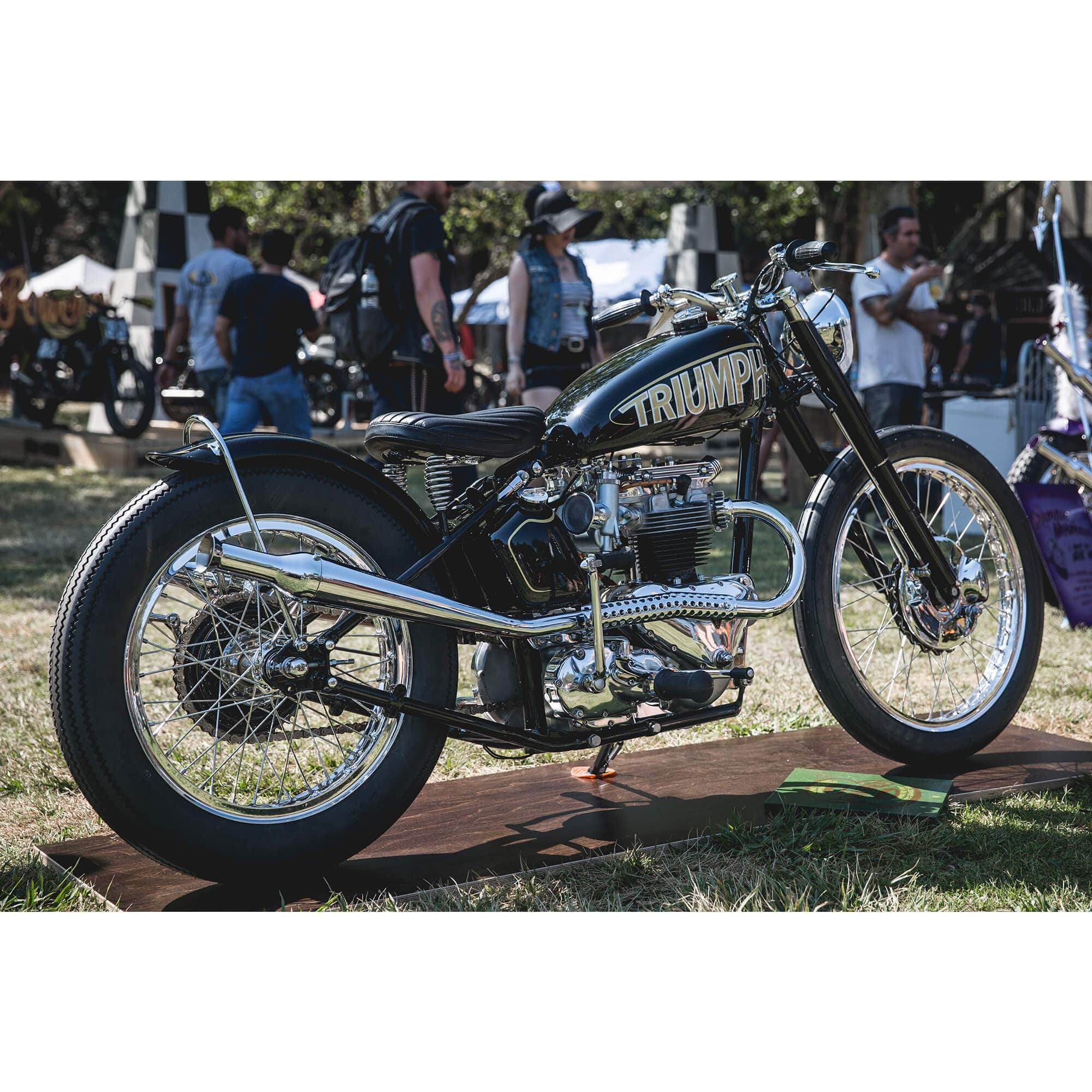 あなたFirestone CHANPION DELUXE 4.50 18 4.50-18 Firestone Deluxe Champion Classic Motorycle Tire